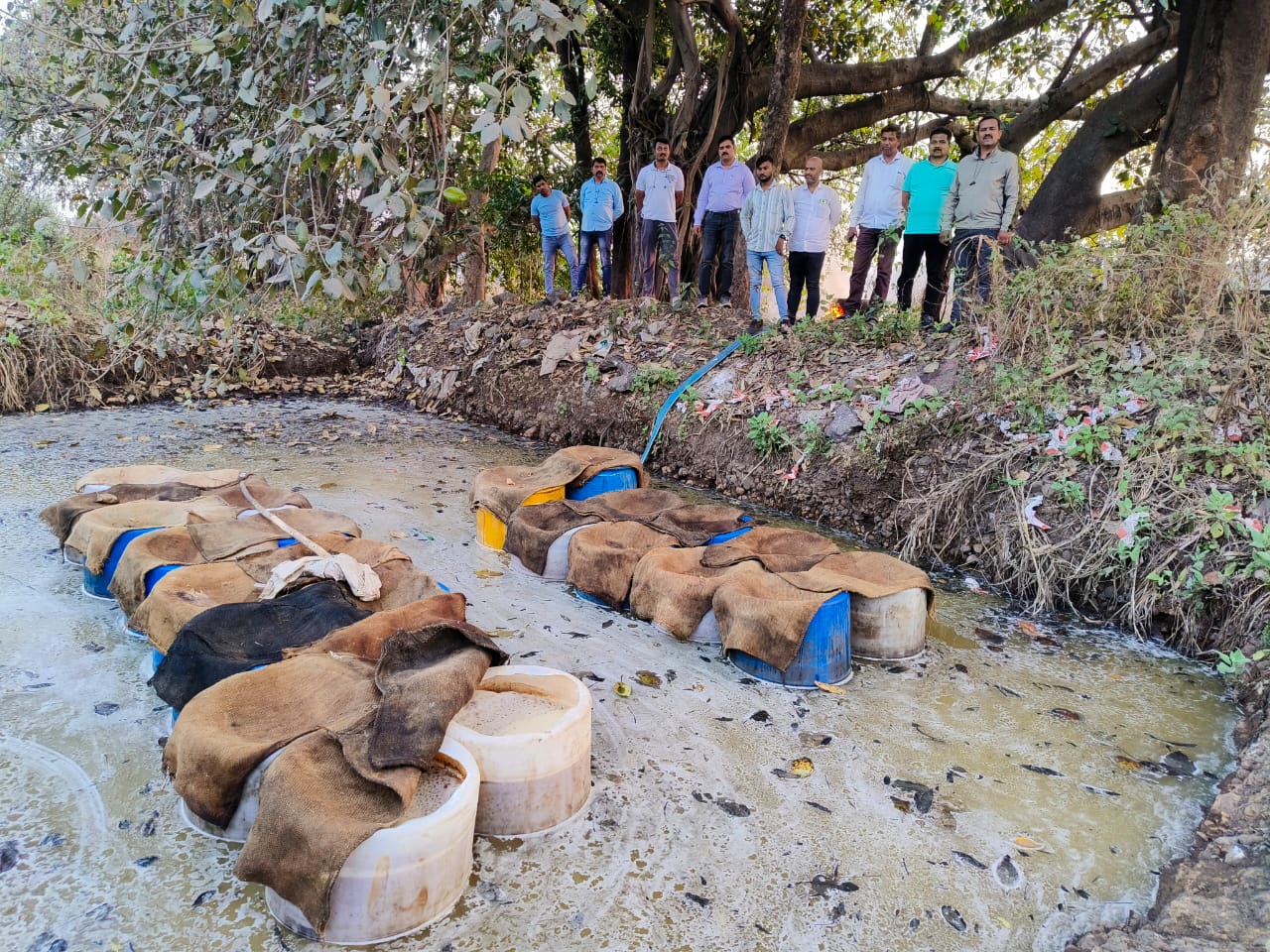 गुन्हे शाखा, घटक-३, कल्याण यांची अवैध्य बेकायदेशीर गावठी हातभटट्टीची दारू निर्माती करू पाहणाऱ्याविरूध्द धडक कारवाई..
